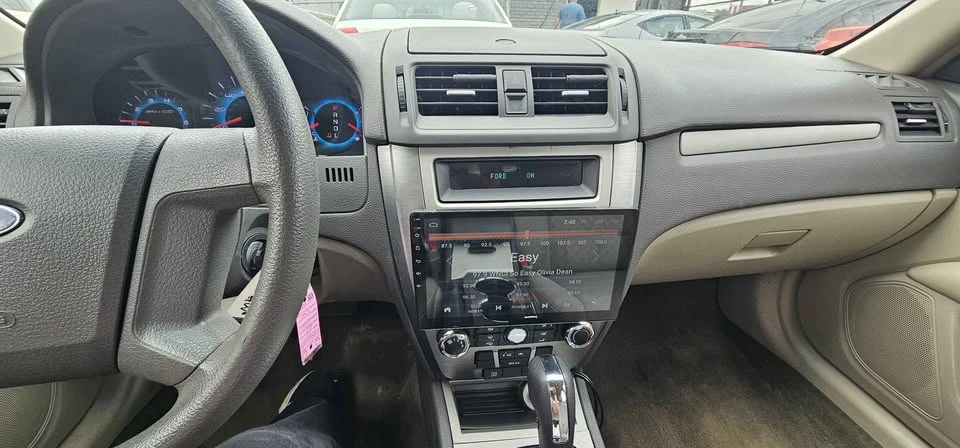 2011 Ford Fusion 1st Gen - Image 14 of 15