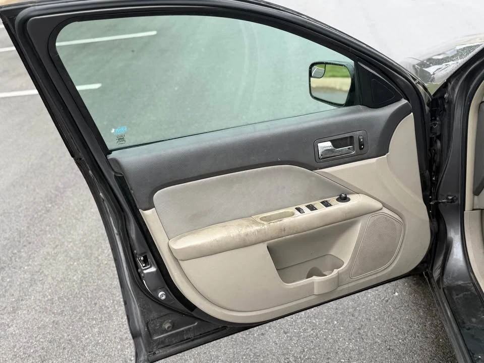 2011 Ford Fusion 1st Gen - Image 13 of 14