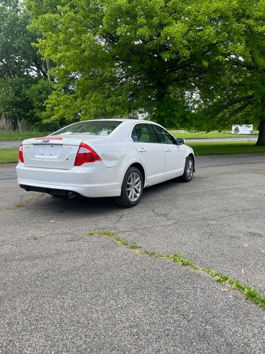 2011 Ford Fusion 1st Gen - Image 5 of 10