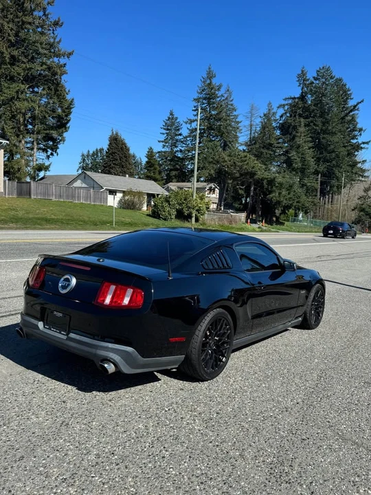 2011 Ford S197 Mustang - Image 8 of 11