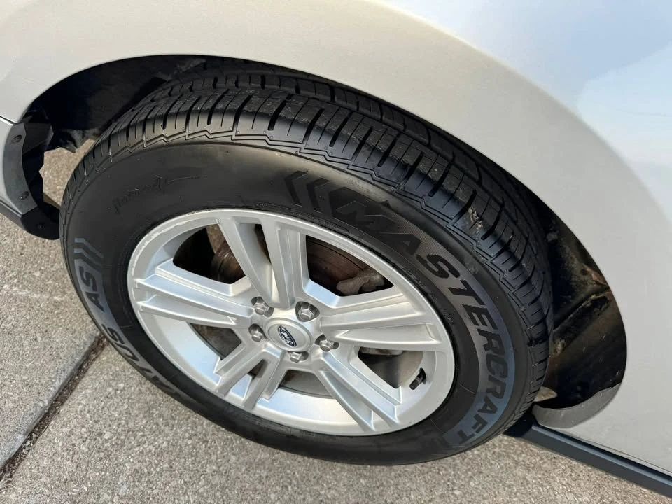 2011 Ford S197 Mustang - Image 18 of 20
