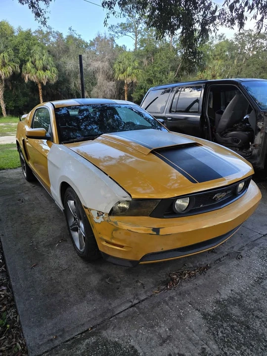 2011 Ford S197 Mustang - Image 4 of 8