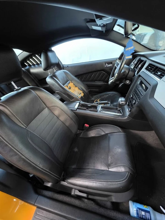 2011 Ford S197 Mustang - Image 8 of 8