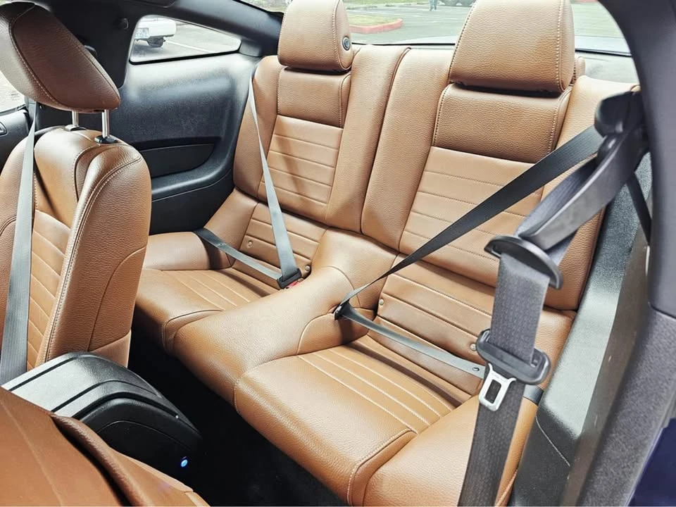 2011 Ford S197 Mustang - Image 10 of 17