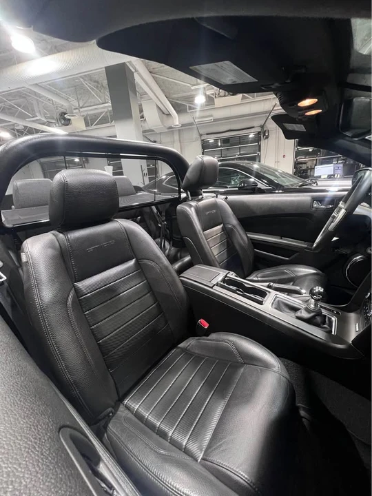 2011 Ford S197 Mustang - Image 12 of 13