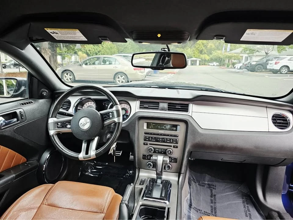 2011 Ford S197 Mustang - Image 12 of 17