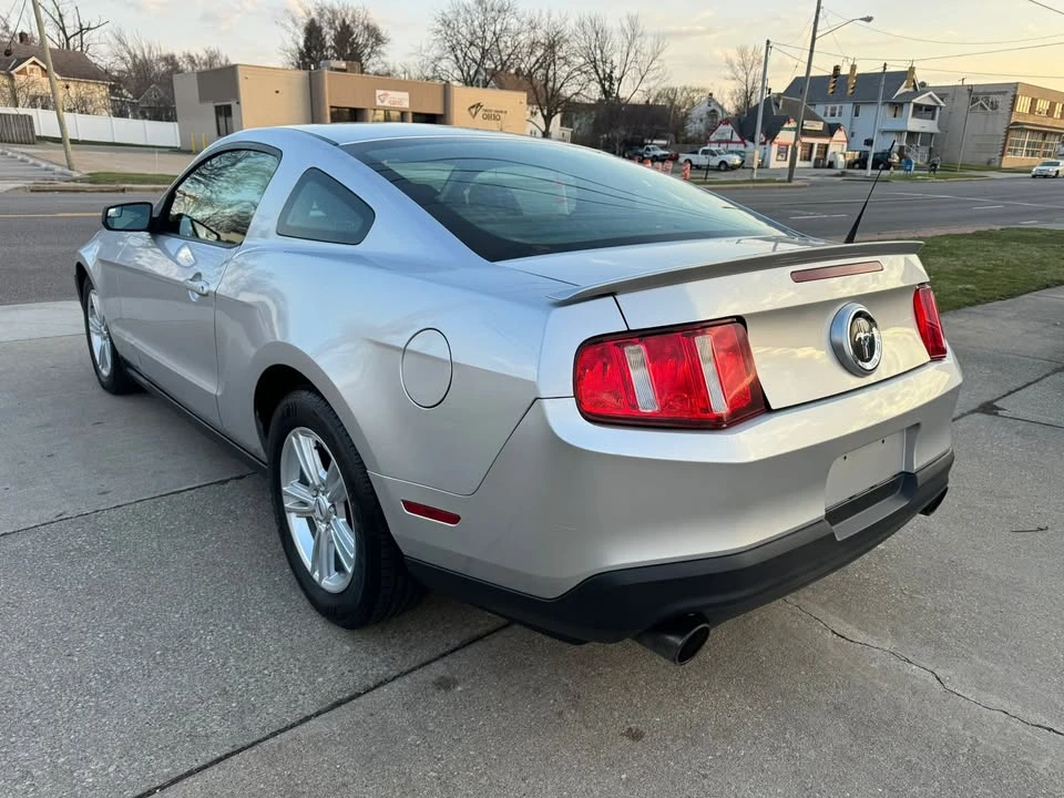 2011 Ford S197 Mustang - Image 4 of 19