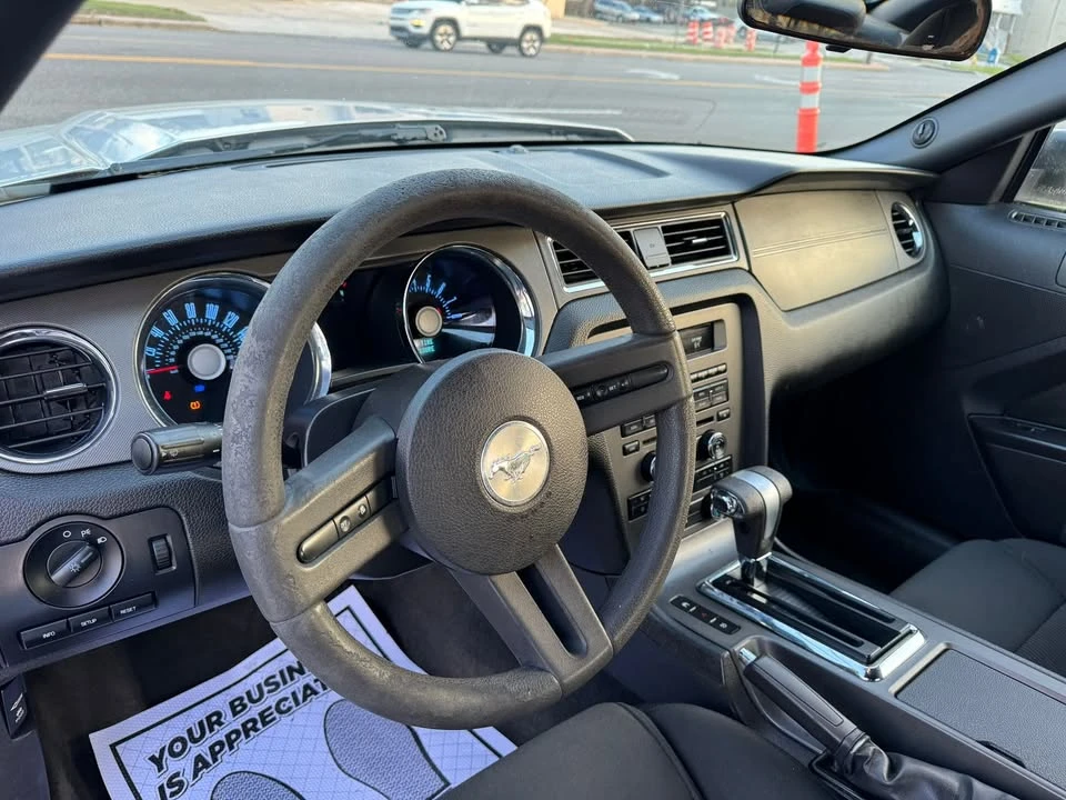 2011 Ford S197 Mustang - Image 14 of 19