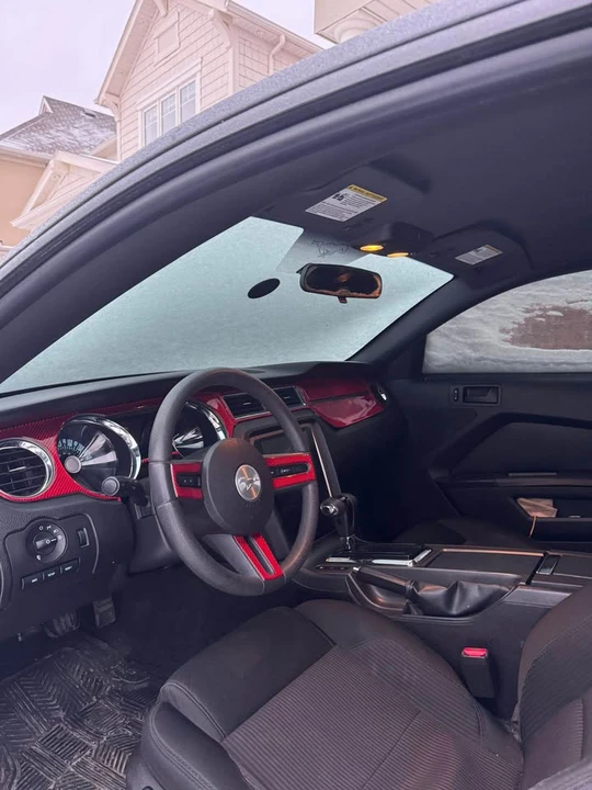 2011 Ford S197 Mustang - Image 7 of 11