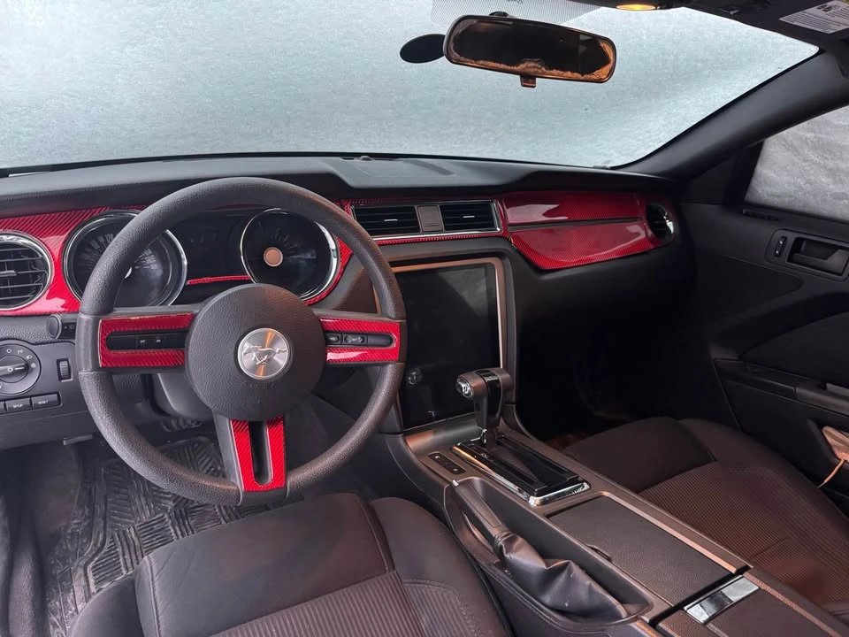 2011 Ford S197 Mustang - Image 10 of 11