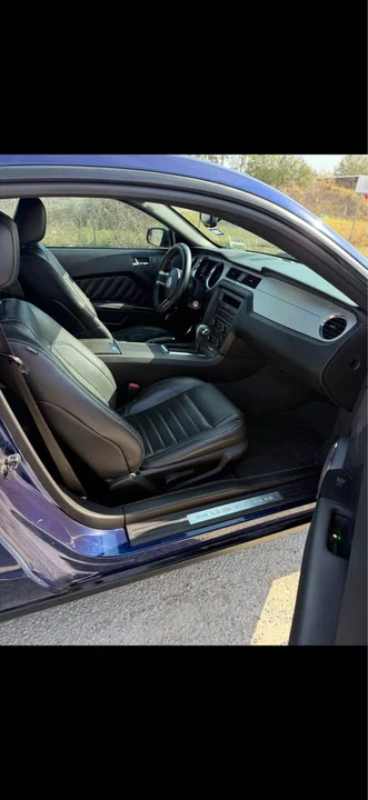 2011 Ford S197 Mustang - Image 8 of 9