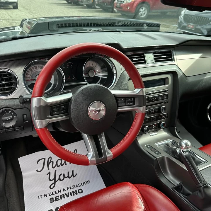 2011 Ford S197 Mustang - Image 6 of 10