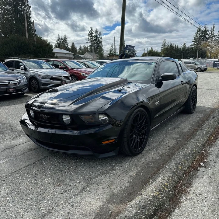 2011 Ford S197 Mustang - Image 2 of 10