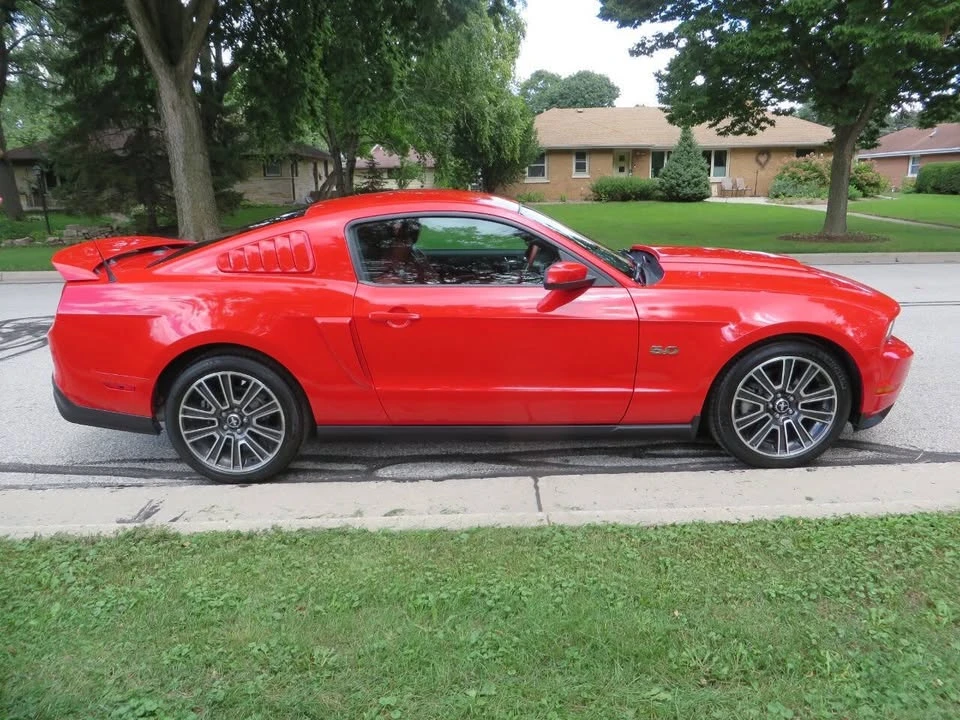 2011 Ford S197 Mustang - Image 6 of 20