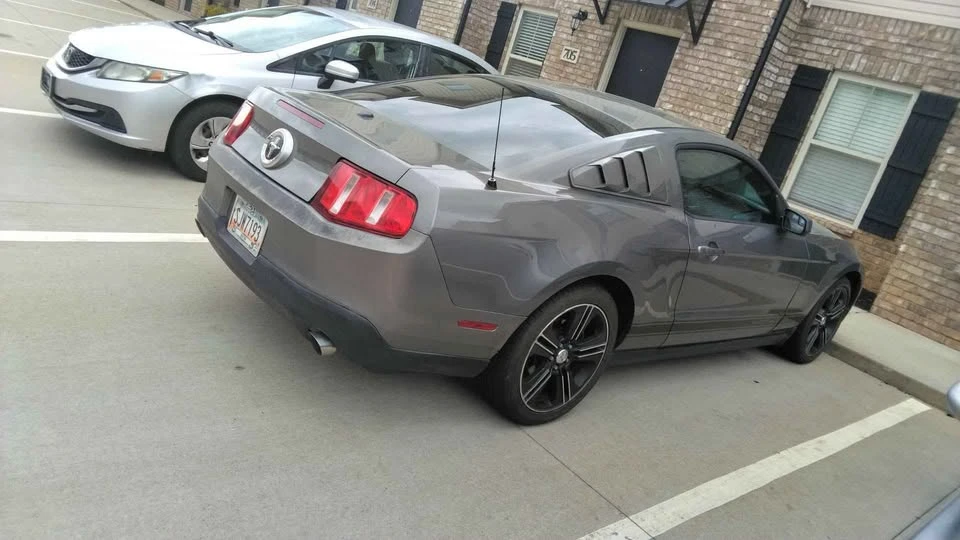 2011 Ford S197 Mustang - Image 4 of 6