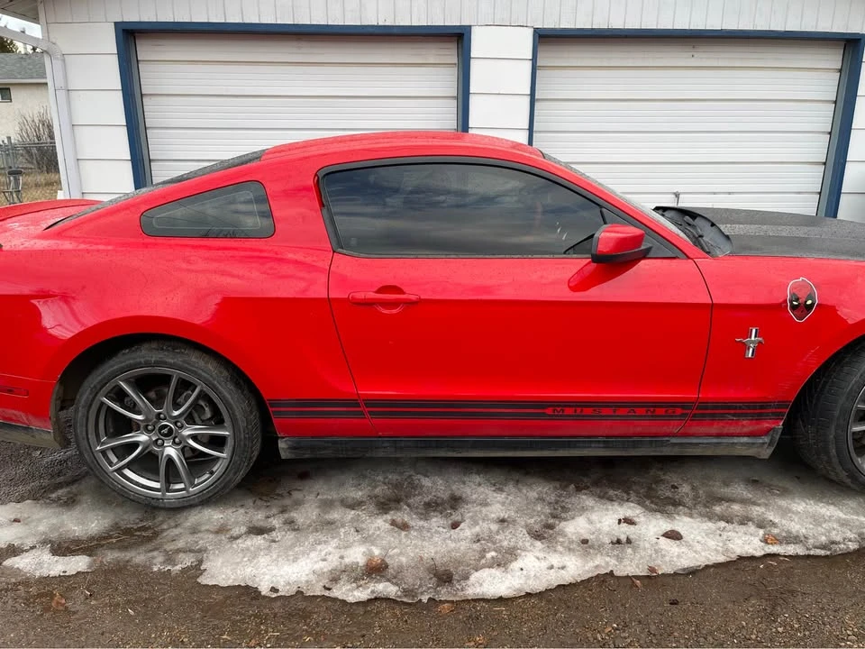 2011 Ford S197 Mustang - Image 3 of 9