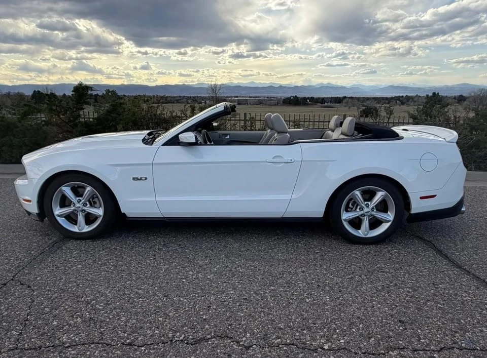 2011 Ford S197 Mustang - Image 12 of 12