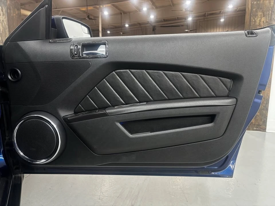 2011 Ford S197 Mustang - Image 19 of 20