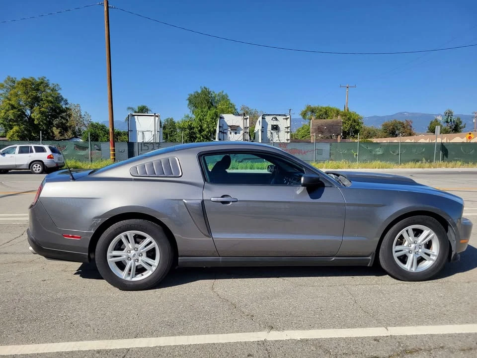2011 Ford S197 Mustang - Image 6 of 11