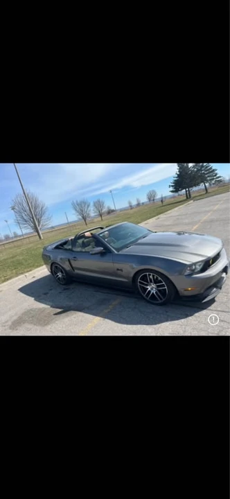 2011 Ford S197 Mustang - Image 4 of 10