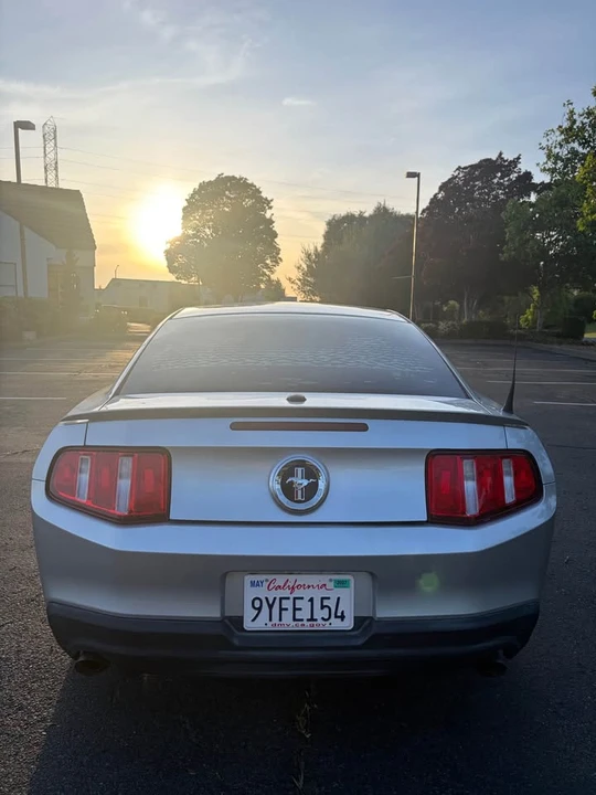 2011 Ford S197 Mustang - Image 5 of 11