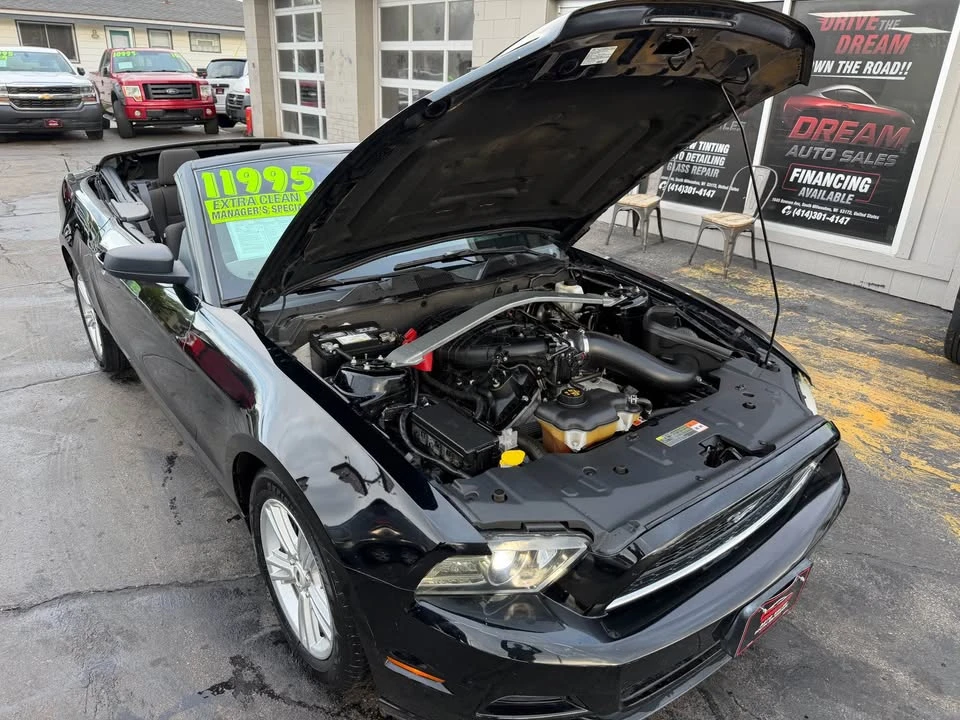 2011 Ford S197 Mustang - Image 12 of 19