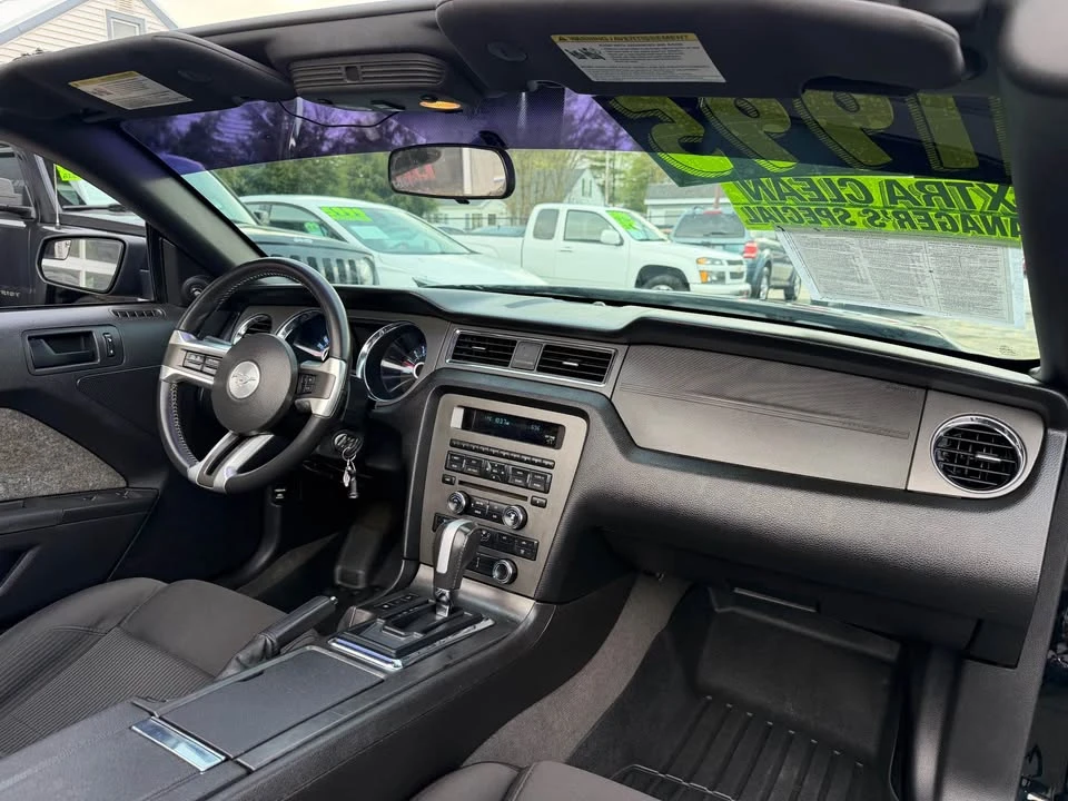 2011 Ford S197 Mustang - Image 11 of 19