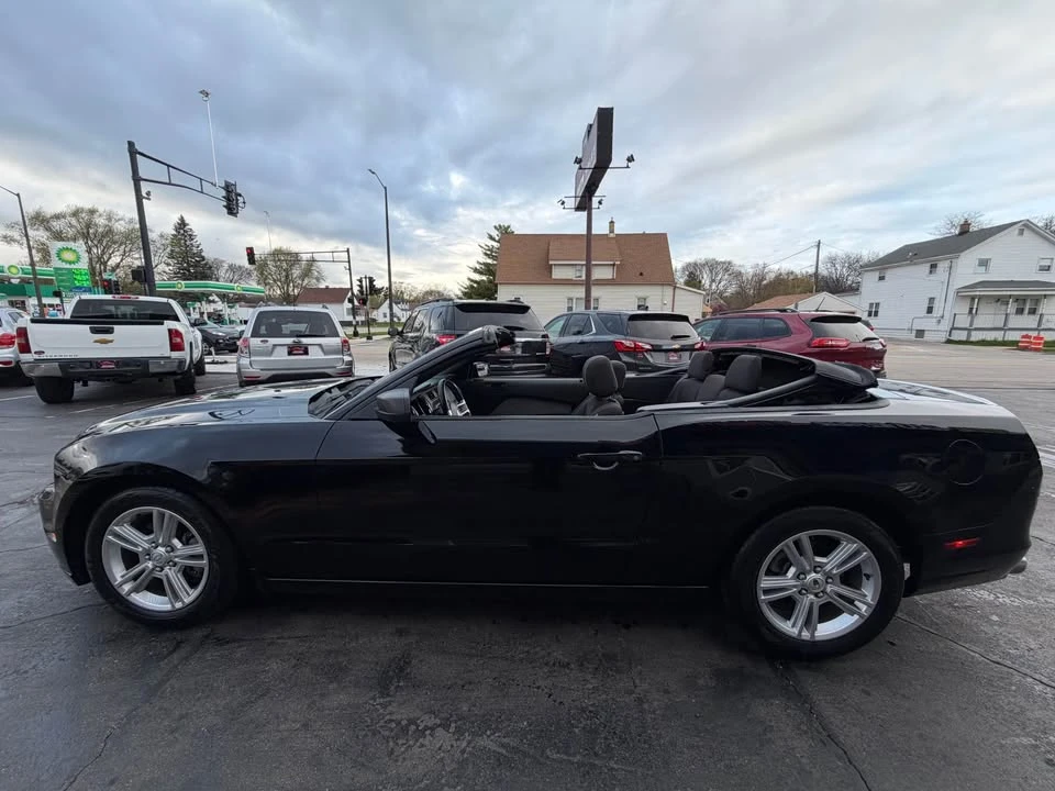 2011 Ford S197 Mustang - Image 3 of 19