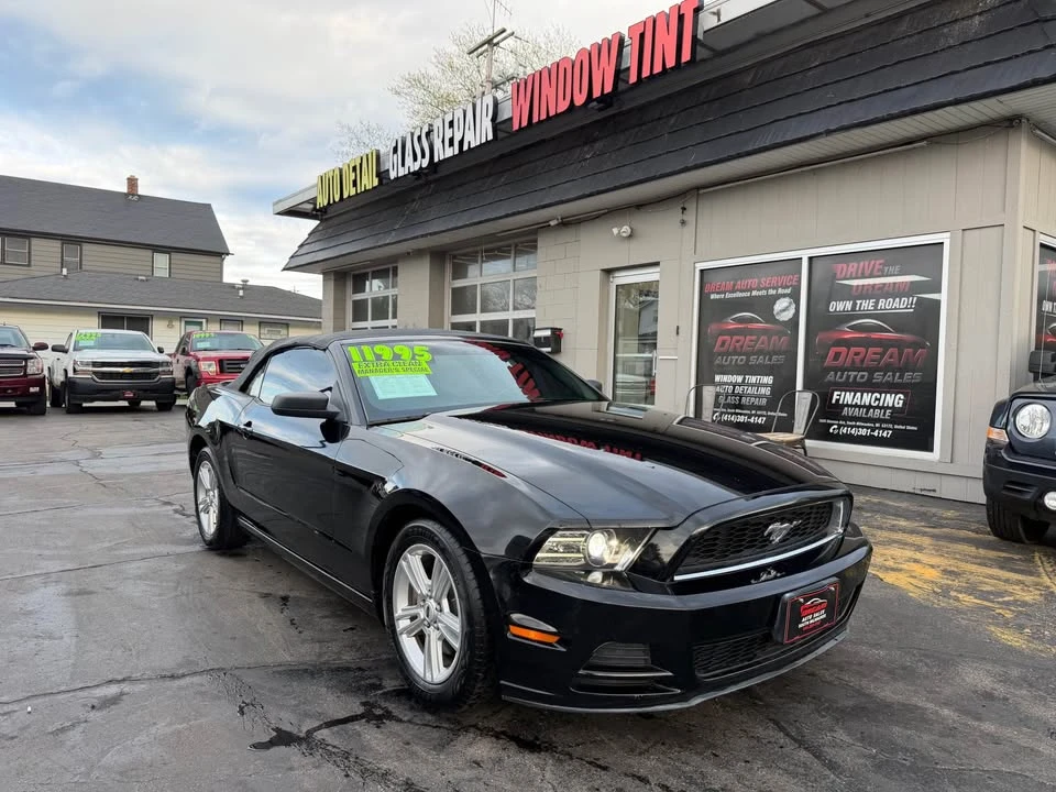 2011 Ford S197 Mustang - Image 13 of 19