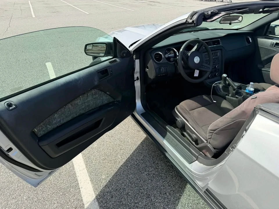 2011 Ford S197 Mustang - Image 14 of 14