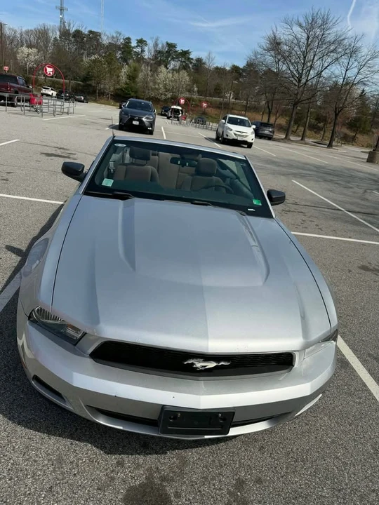 2011 Ford S197 Mustang - Image 2 of 14