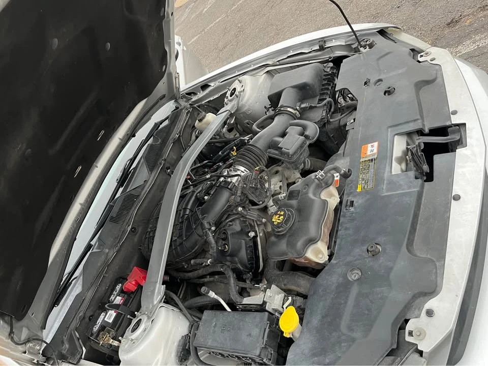 2011 Ford S197 Mustang - Image 15 of 18