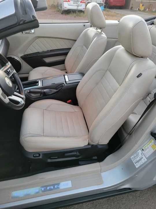 2011 Ford S197 Mustang - Image 8 of 20