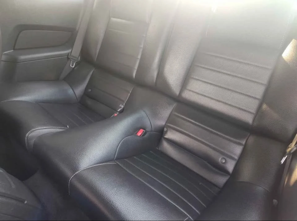 2011 Ford S197 Mustang - Image 6 of 9