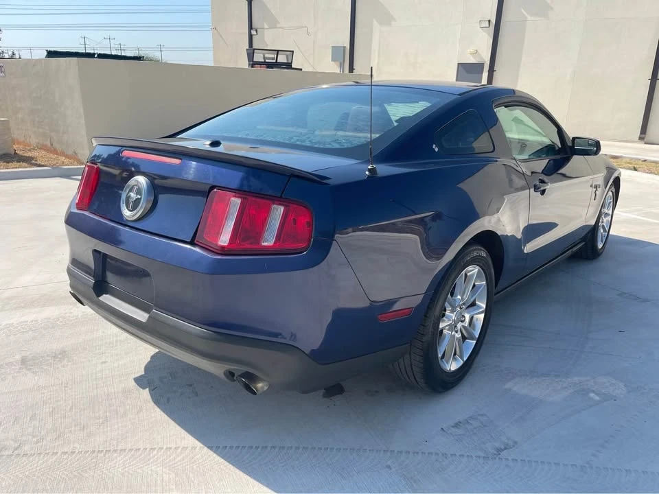 2011 Ford S197 Mustang - Image 6 of 13