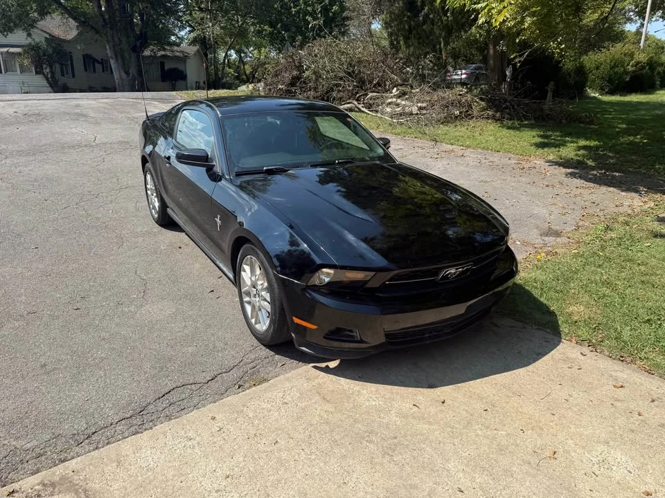 2011 Ford S197 Mustang - Image 3 of 6