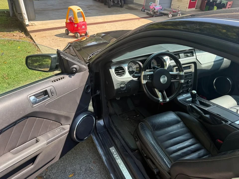 2011 Ford S197 Mustang - Image 6 of 6