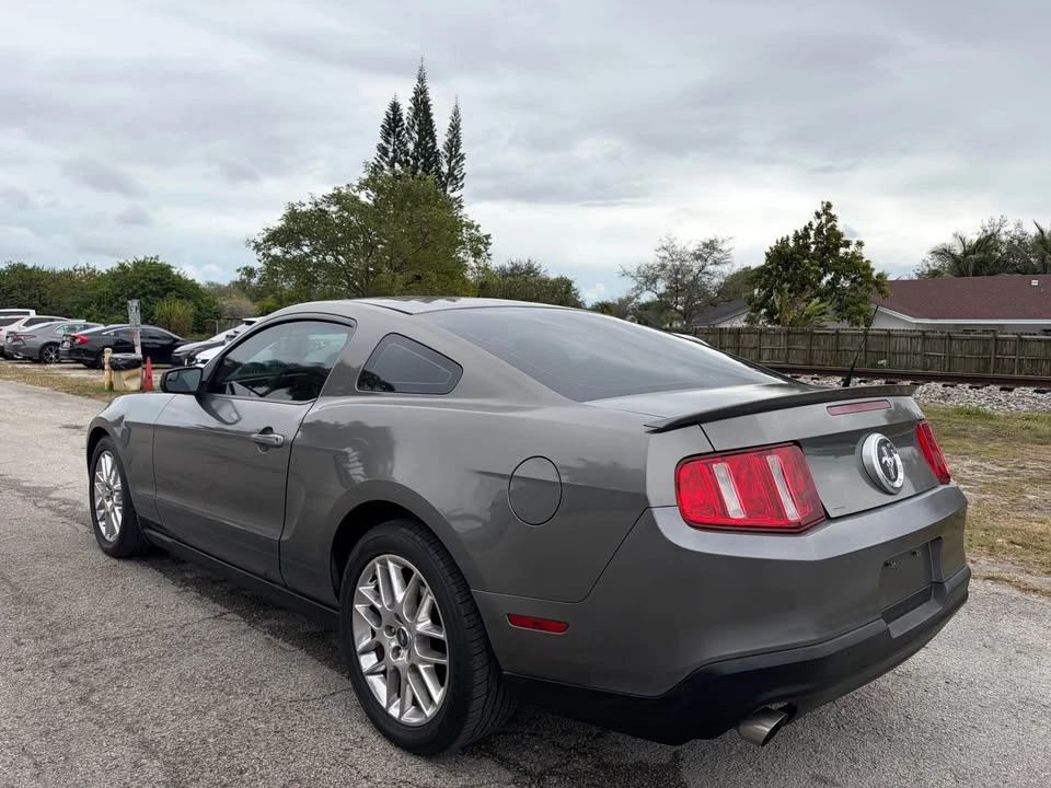 2011 Ford S197 Mustang - Image 7 of 19