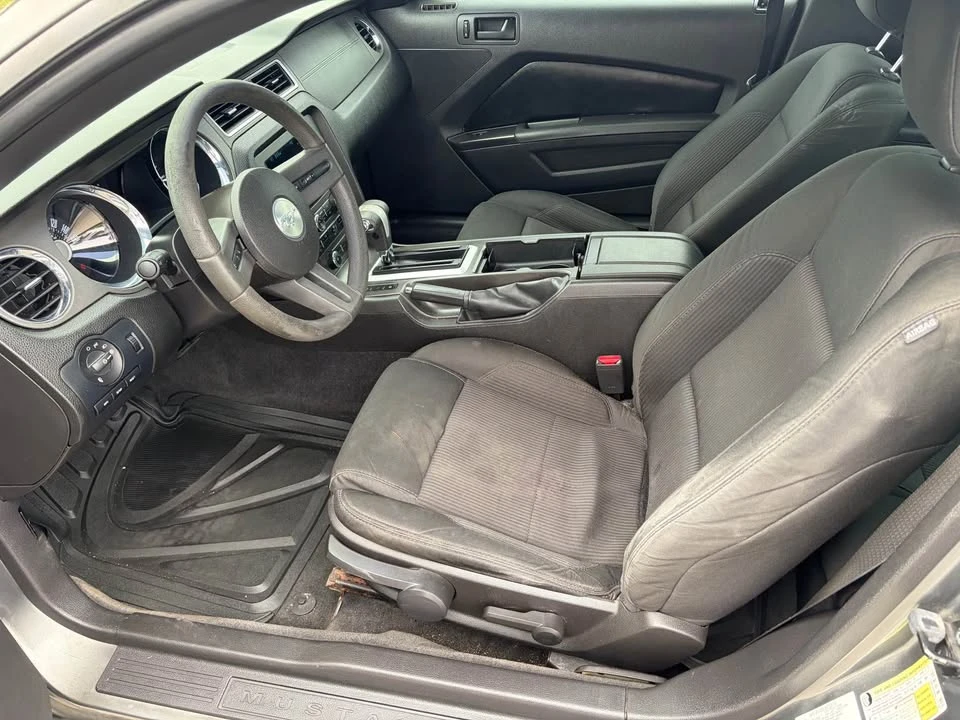 2011 Ford S197 Mustang - Image 16 of 19