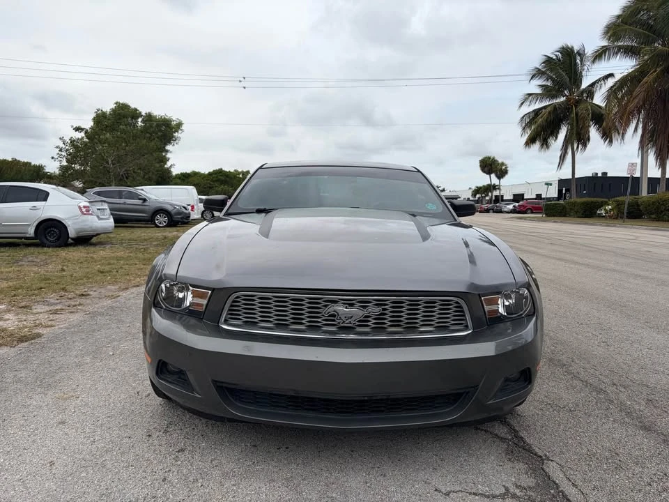2011 Ford S197 Mustang - Image 2 of 19