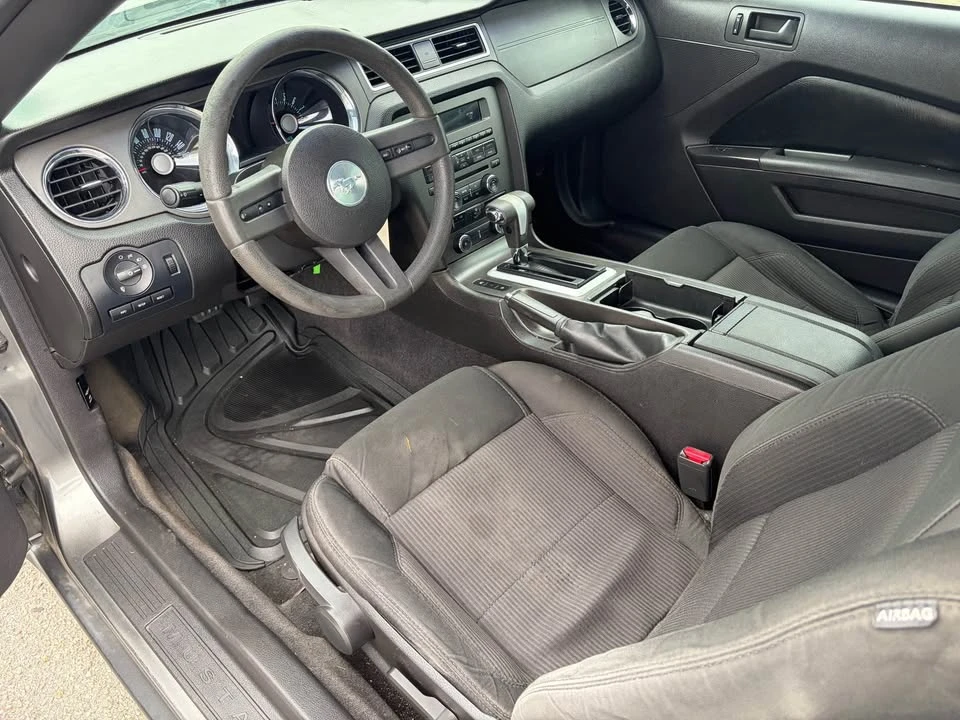 2011 Ford S197 Mustang - Image 15 of 19