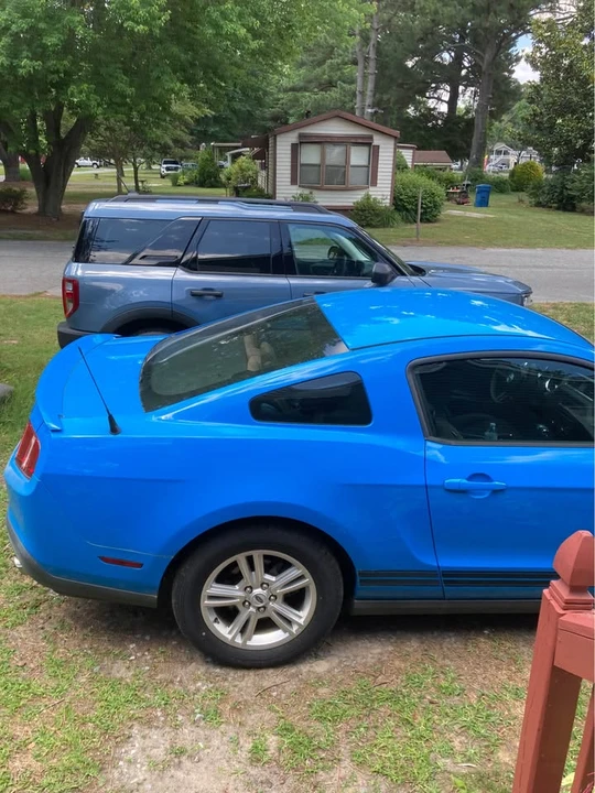 2011 Ford S197 Mustang - Image 2 of 4