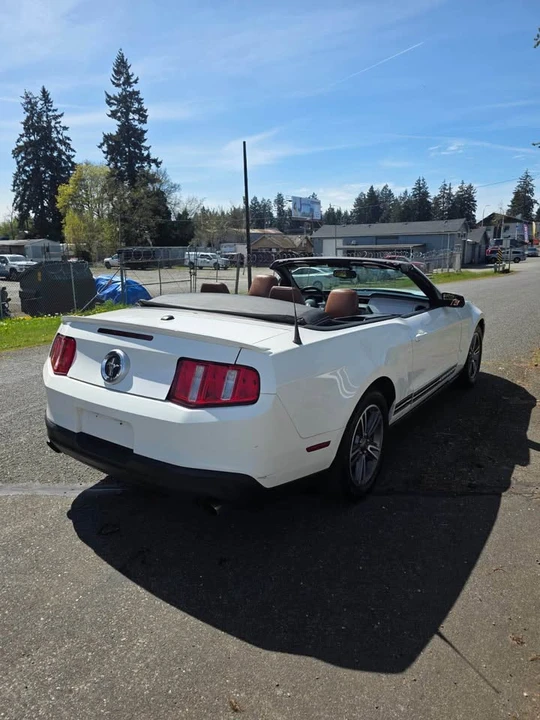 2011 Ford S197 Mustang - Image 4 of 20