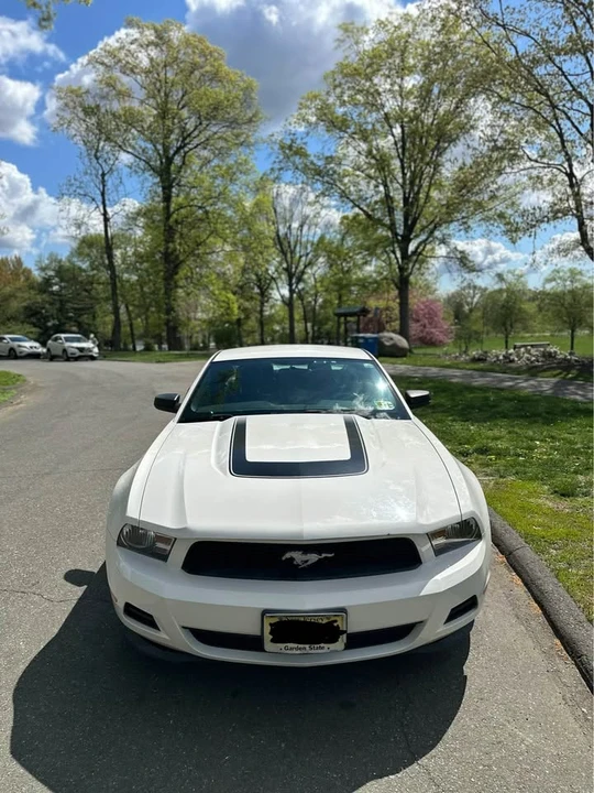 2011 Ford S197 Mustang - Image 4 of 10