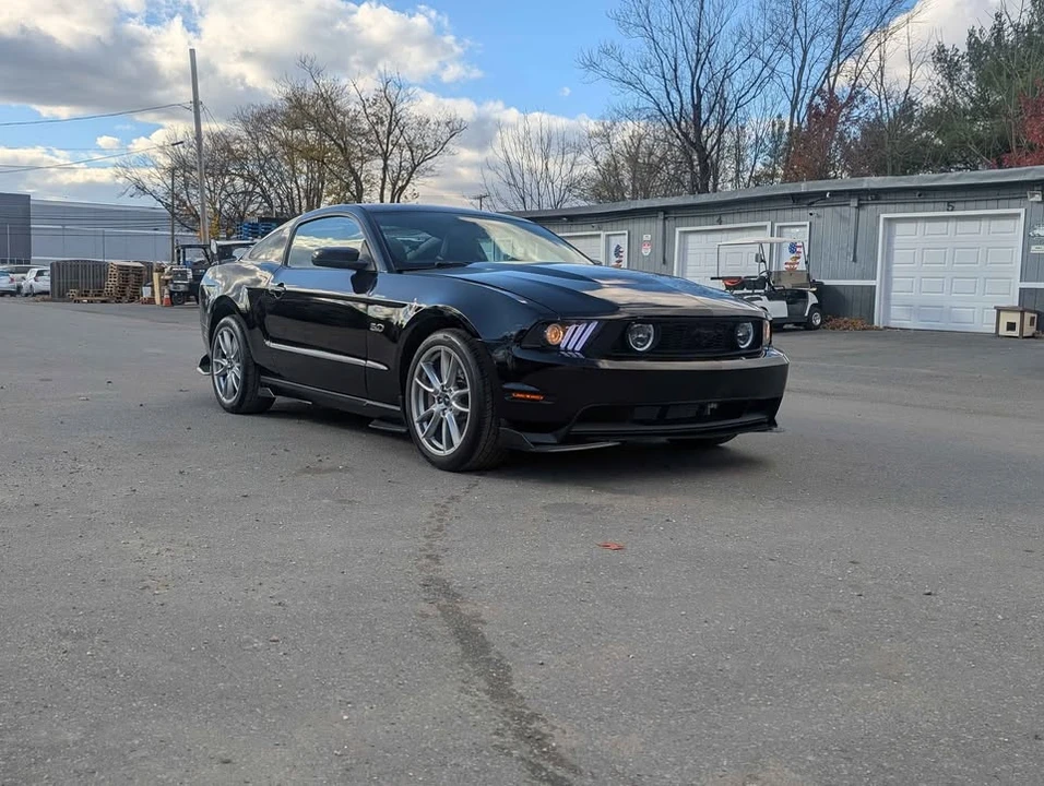 2011 Ford S197 Mustang - Image 4 of 14