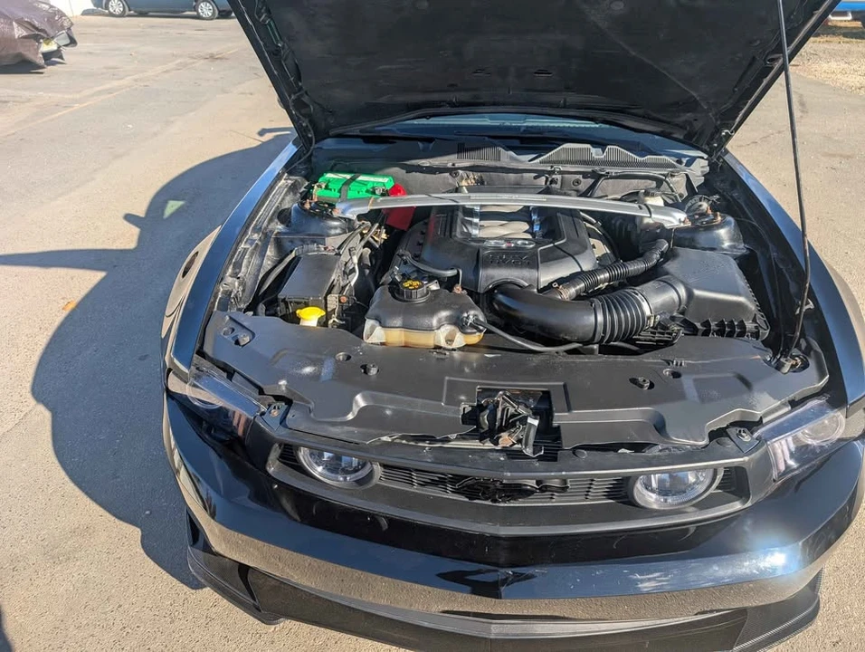 2011 Ford S197 Mustang - Image 11 of 14