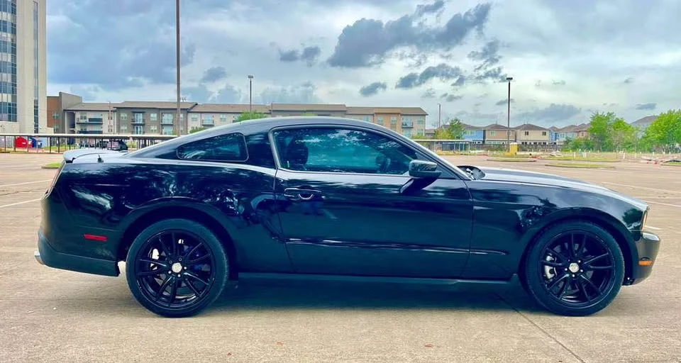 2011 Ford S197 Mustang - Image 10 of 10