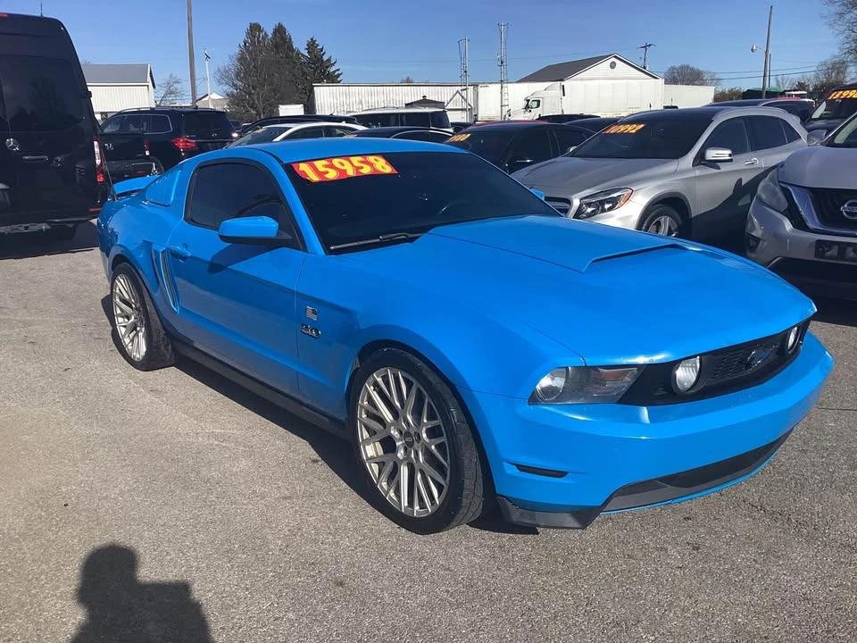 2011 Ford S197 Mustang - Image 2 of 6
