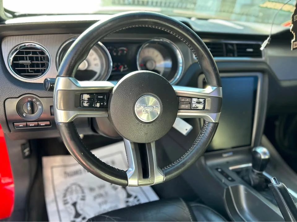 2011 Ford S197 Mustang - Image 11 of 14