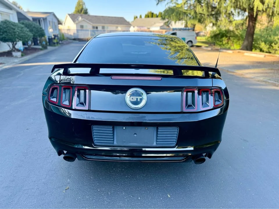 2011 Ford S197 Mustang - Image 6 of 10